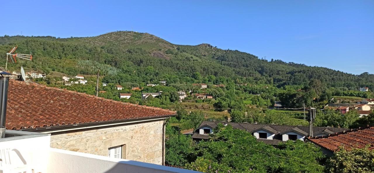 Hotel Pensao Continental Machado Caldelas Zewnętrze zdjęcie