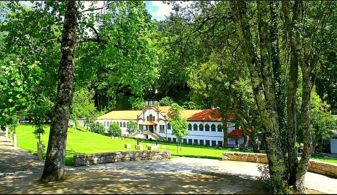 Hotel Pensao Continental Machado Caldelas Zewnętrze zdjęcie